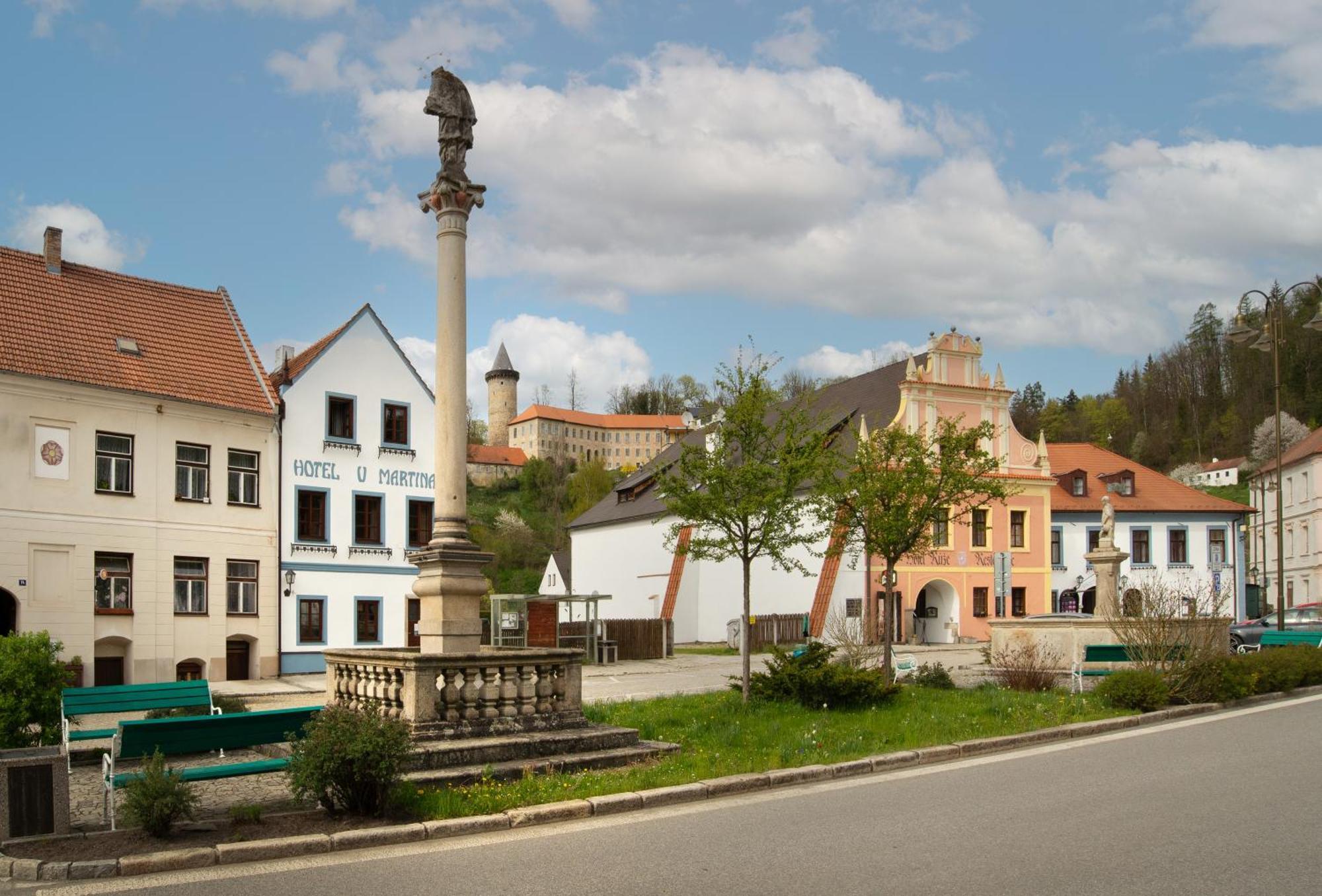 Pension U Farni Skoly Rožmberk nad Vltavou Exteriör bild